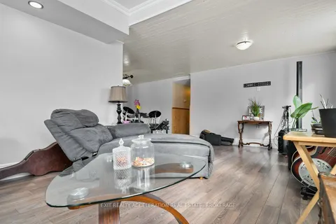 45 Frisk Rd, Greater Napanee, ON K7R 3L2