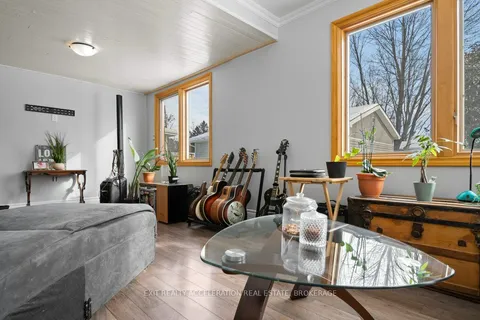 45 Frisk Rd, Greater Napanee, ON K7R 3L2