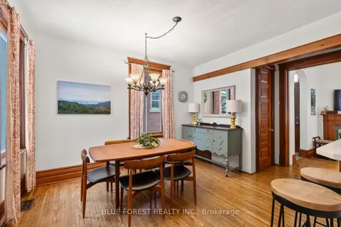 5 Bellevue Ave, London, ON N6C 4A4