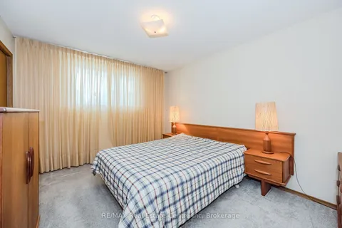 37 Tuerr Dr, Kitchener, ON N2E 2L9