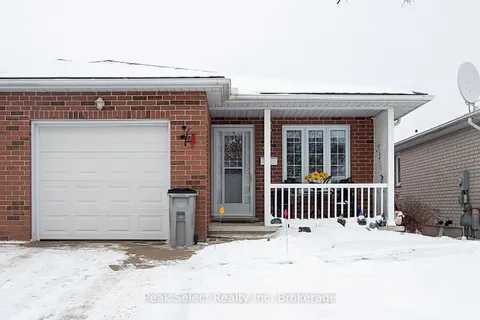 73 Ann St, St. Marys, ON N4X 1C8