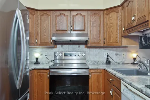 73 Ann St, St. Marys, ON N4X 1C8