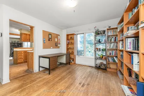 52 Eleanor Dr, Cityview - Parkwoods Hills - Rideau Shore, ON K2E 5Z7