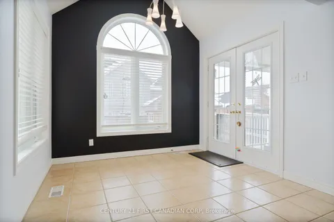 941 Cherryhaven Drive, ON N6K 4B1