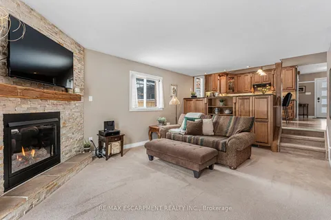 14 Farewell Cres, West Lincoln, ON L0R 2A0