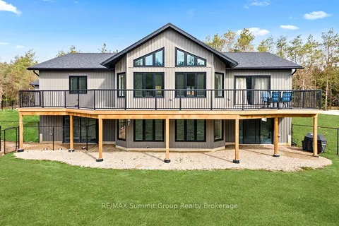 615690 Hamilton Lane, West Grey, ON N0C 1H0