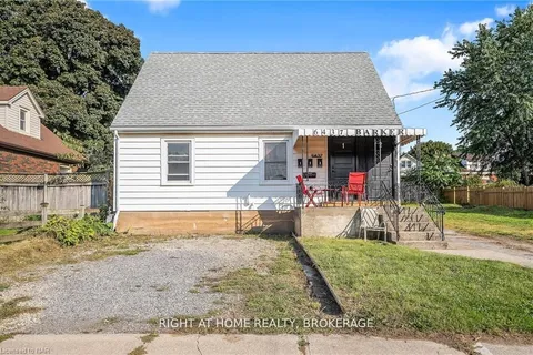 6437 BARKER Street, Niagara Falls, ON L2G 1Y6