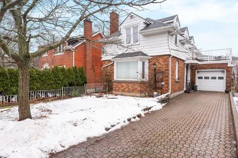 520 College St, Kingston, ON K7L 4M9