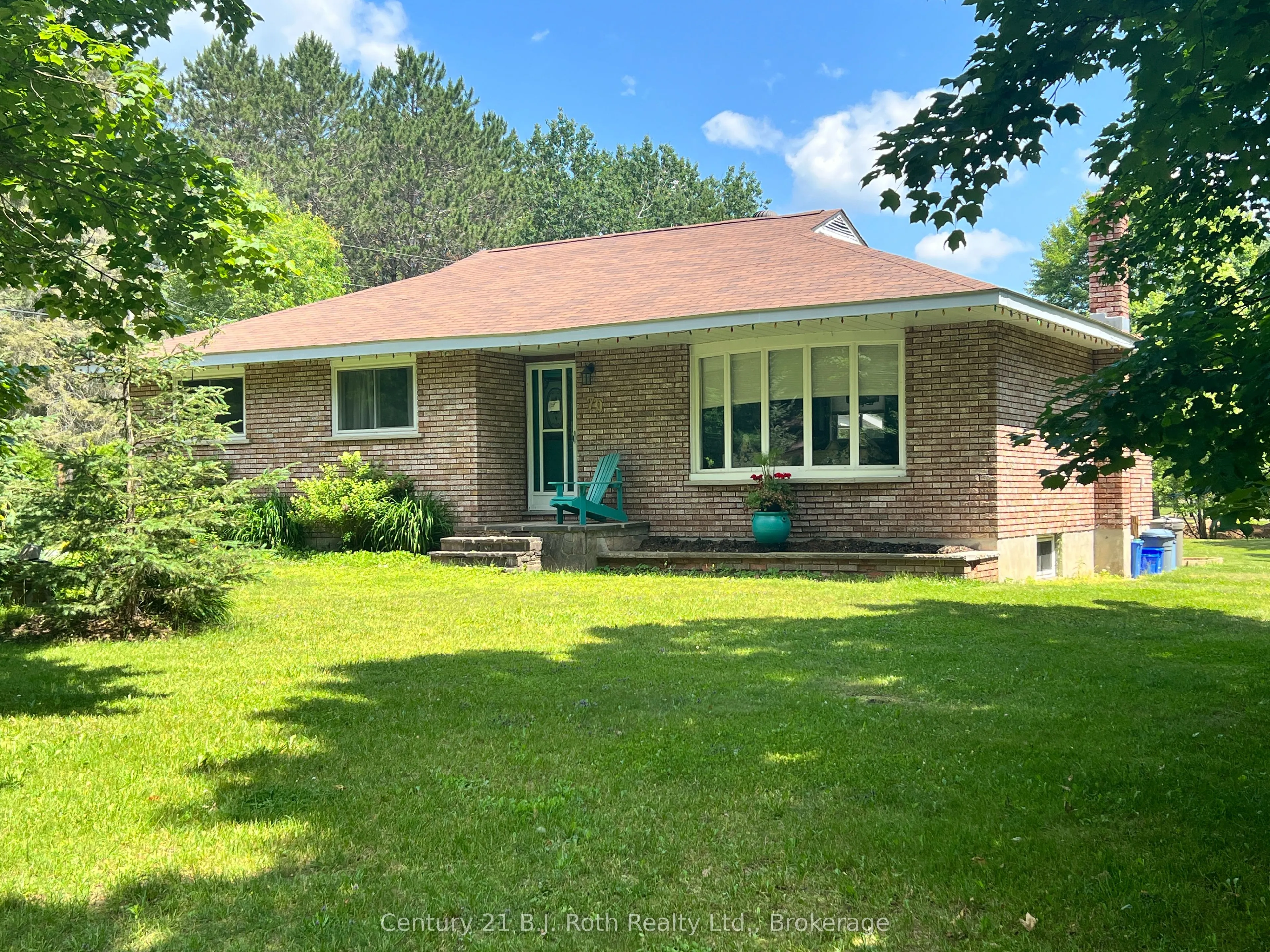 79 Albert Street, Sundridge, ON P0A 1Z0