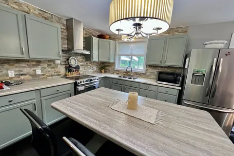 79 Albert Street, Sundridge, ON P0A 1Z0