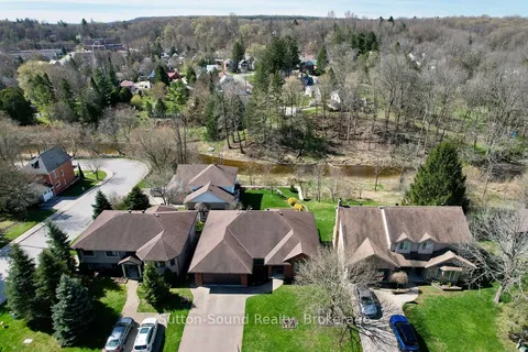 735 15th St. A West Street, Owen Sound, ON N4K 6V7