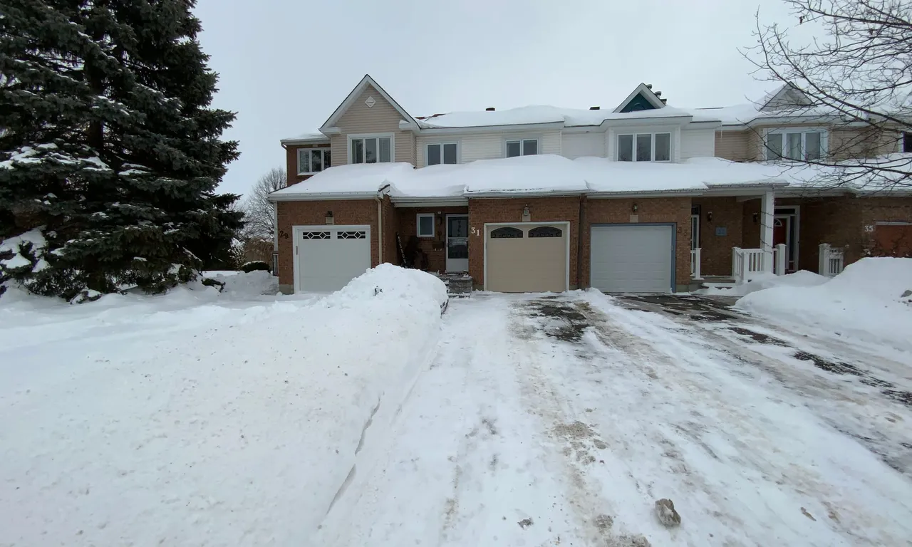 31 Astoria Cres, Barrhaven, ON K2G 6E6
