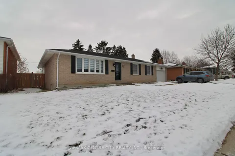 75 Lawrence Ave, St. Thomas, ON N5R 4Y7