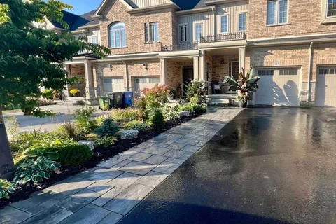 127 Law Dr, Guelph, ON N1E 0H5