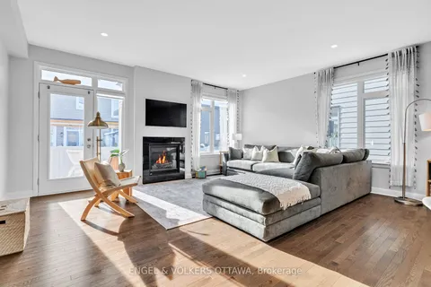 516 Chene Way, Manor Park - Cardinal Glen and Area, ON K1K 4Y9