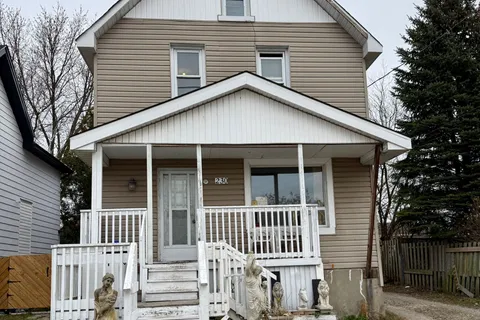 230 THIRD Avenue, North Bay, ON P1B 3M4
