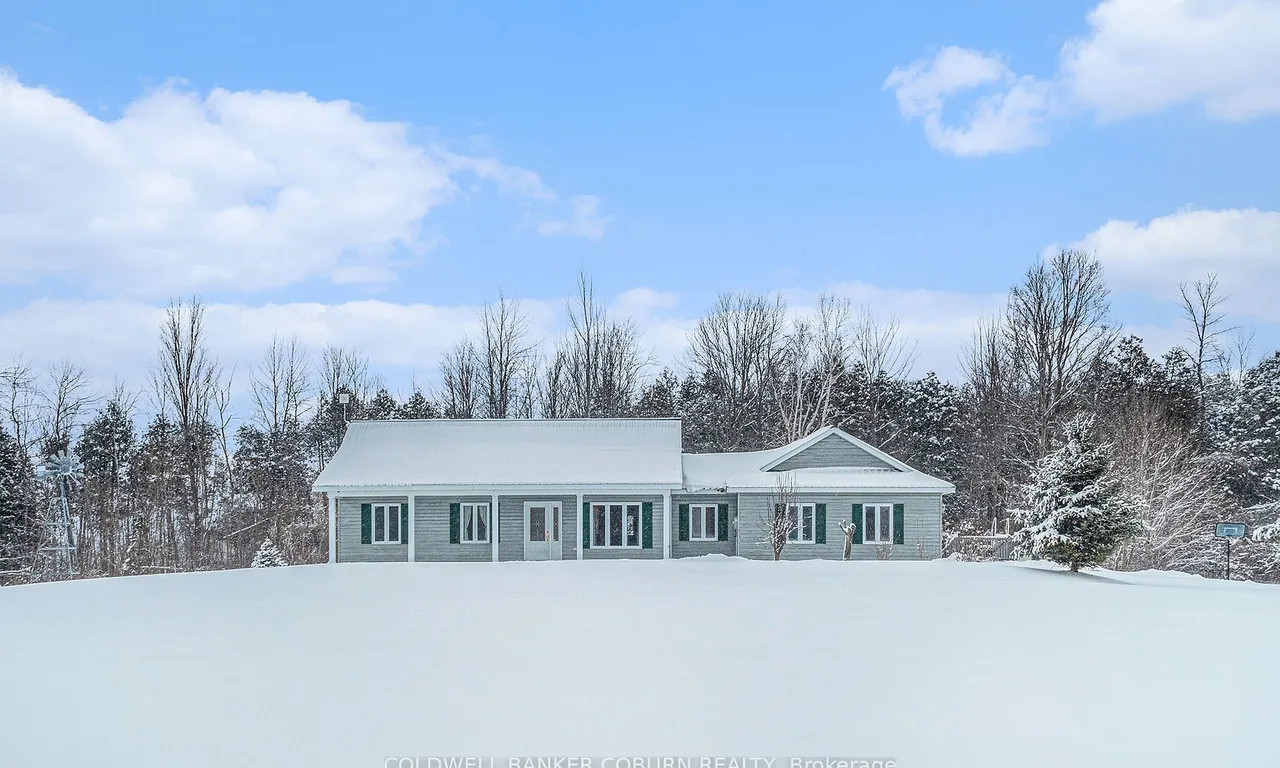 14935 Sandtown Rd, South Stormont, ON K0C 1Y0