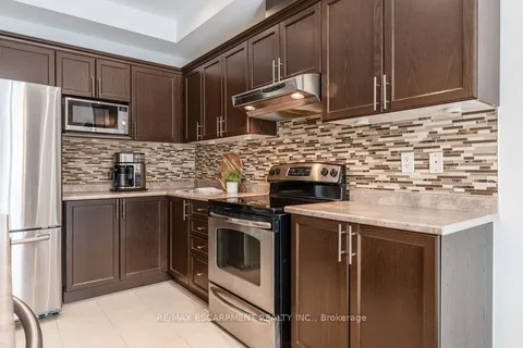 41 BANKFIELD Cres, Hamilton, ON L8J 0C1