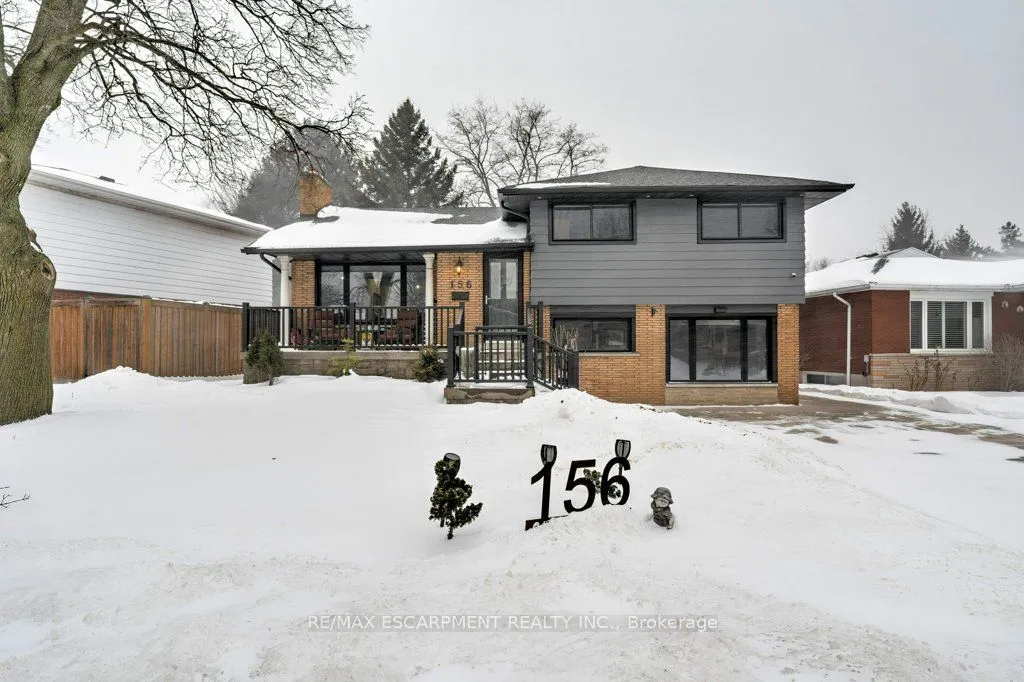 156 Columbia Dr, Hamilton, ON L9C 3Y6