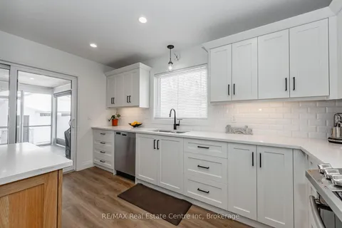 635 King Street, Minto, ON N0G 2P0