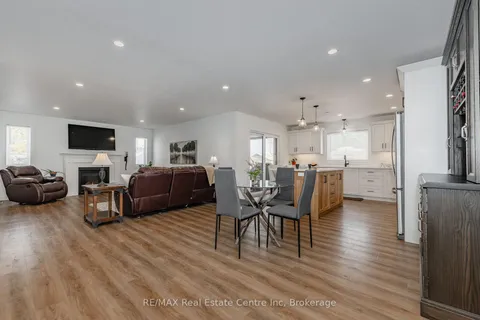 635 King Street, Minto, ON N0G 2P0