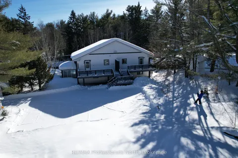310 Muskoka Rd 10 Road, Huntsville, ON P0B 1L0