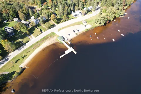310 Muskoka Rd 10 Road, Huntsville, ON P0B 1L0