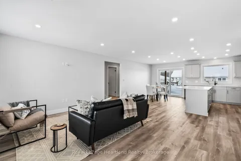 16 Jonathan Cres, South Bruce, ON N0G 2J0