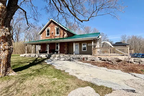 1018 Palestine Road, Kawartha Lakes, ON K0M 2T0