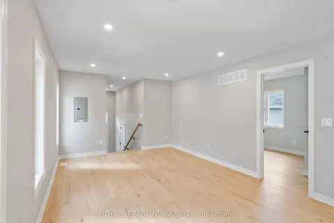 137 St. George Street, Welland, ON L3C 5N7