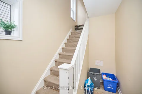 436 McAlpine Avenue, Welland, ON L3B 1T3