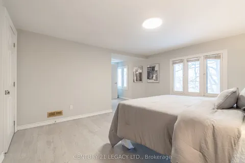 1642 COLBORNE Street, Brant, ON N3T 5L4