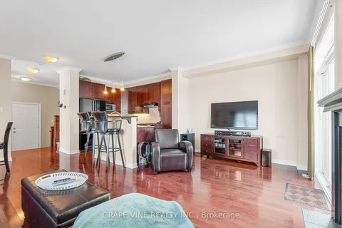 4060 Kelly Farm Dr, Blossom Park - Airport and Area, ON K1T 4J3