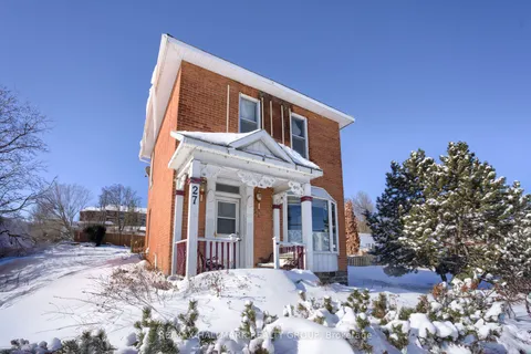27 Pembroke Street, Whitewater Region, ON K0J 1K0