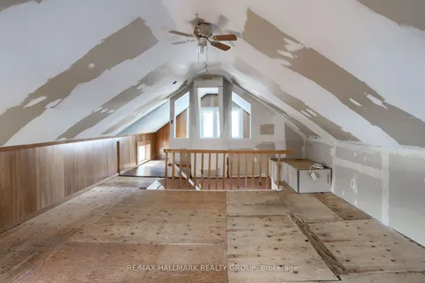 27 Pembroke Street, Whitewater Region, ON K0J 1K0