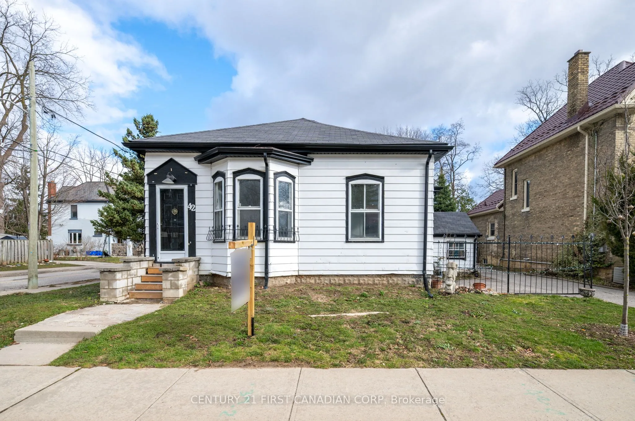 42 Bruce Street, ON N6C 1G6
