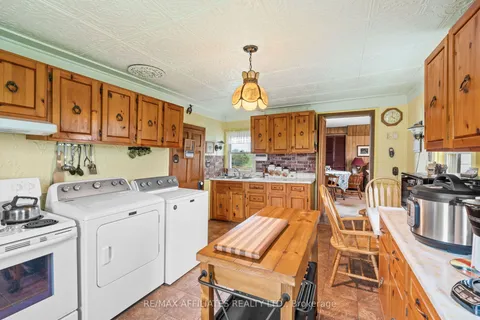 255 county road 40 N/A, ON K0E 1B0