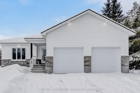 16998 Chevrier Street, North Stormont, ON K0C 1V0