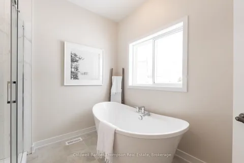 67 Eaglecrest Avenue, Huntsville, ON P1H 0G5