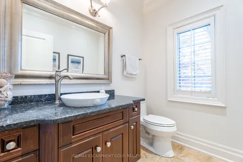 2 BUNNY GLEN Drive, Niagara-on-the-Lake, ON L0S 1P0