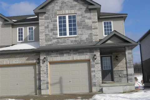 12 Newstead Road, Brant, ON N3L 0G3