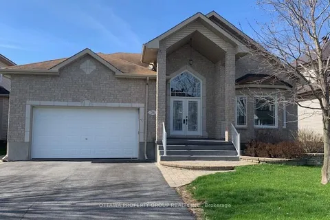 36 de la rive Drive, Russell, ON K0A 1W0