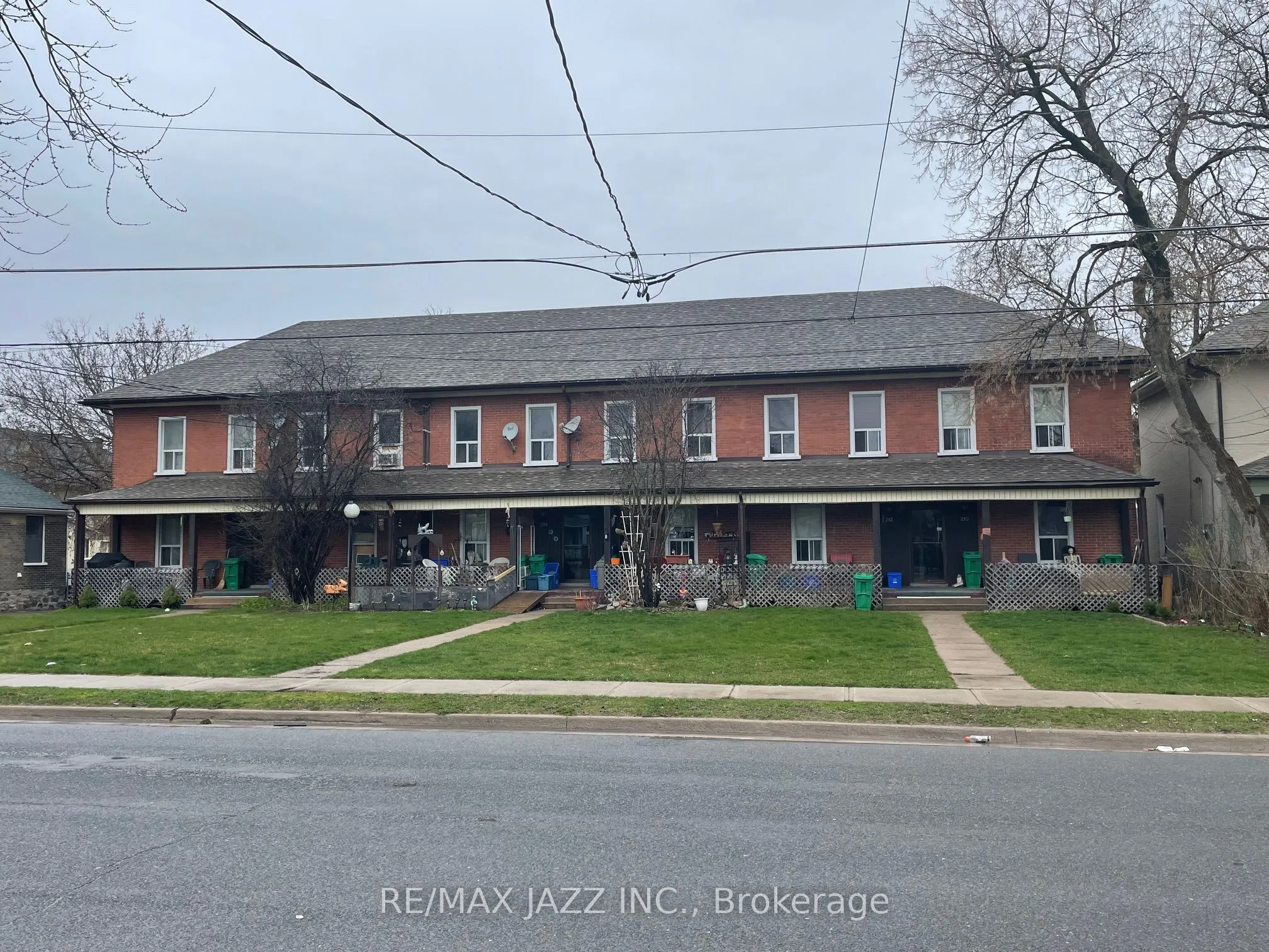 210-220 Perry Street, Peterborough, ON K9J 2J2