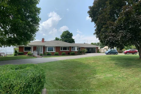 26 Lakeview Drive, South Dundas, ON K0E 1K0