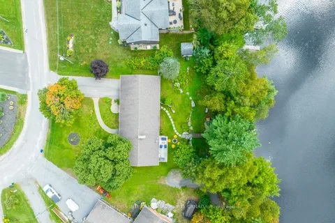 443 By-Lock Acres Road, Huntsville, ON P1H 1S1