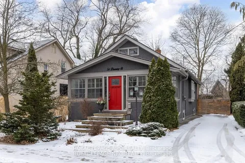 54 Downing Street, St. Catharines, ON L2R 4S3