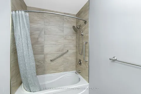 106 Highland Avenue, Port Colborne, ON L3K 3S6