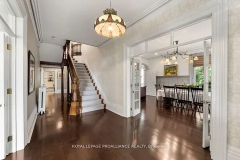 47 Pine Street, ON L1A 3E6