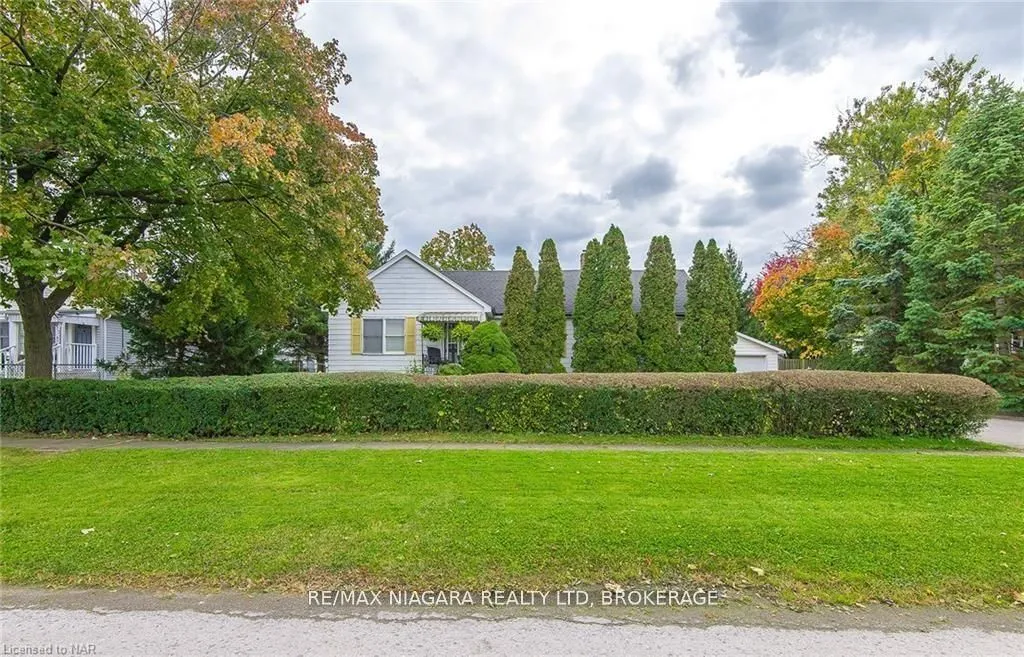 4270 Chippawa Parkway, Niagara Falls, ON L2G 6E7