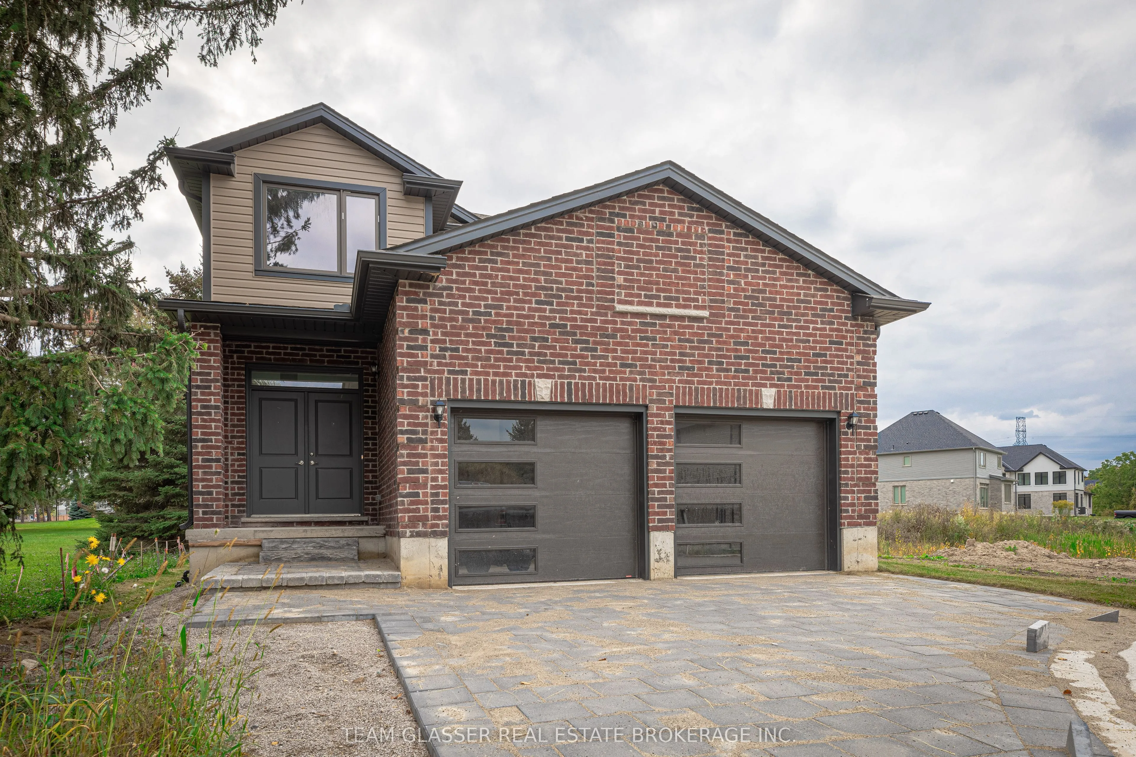 3465 ORIOLE Circle, London, ON N6N 1K6